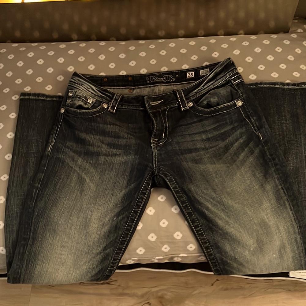 Size 28  easy boot miss me jeans JE5395ER